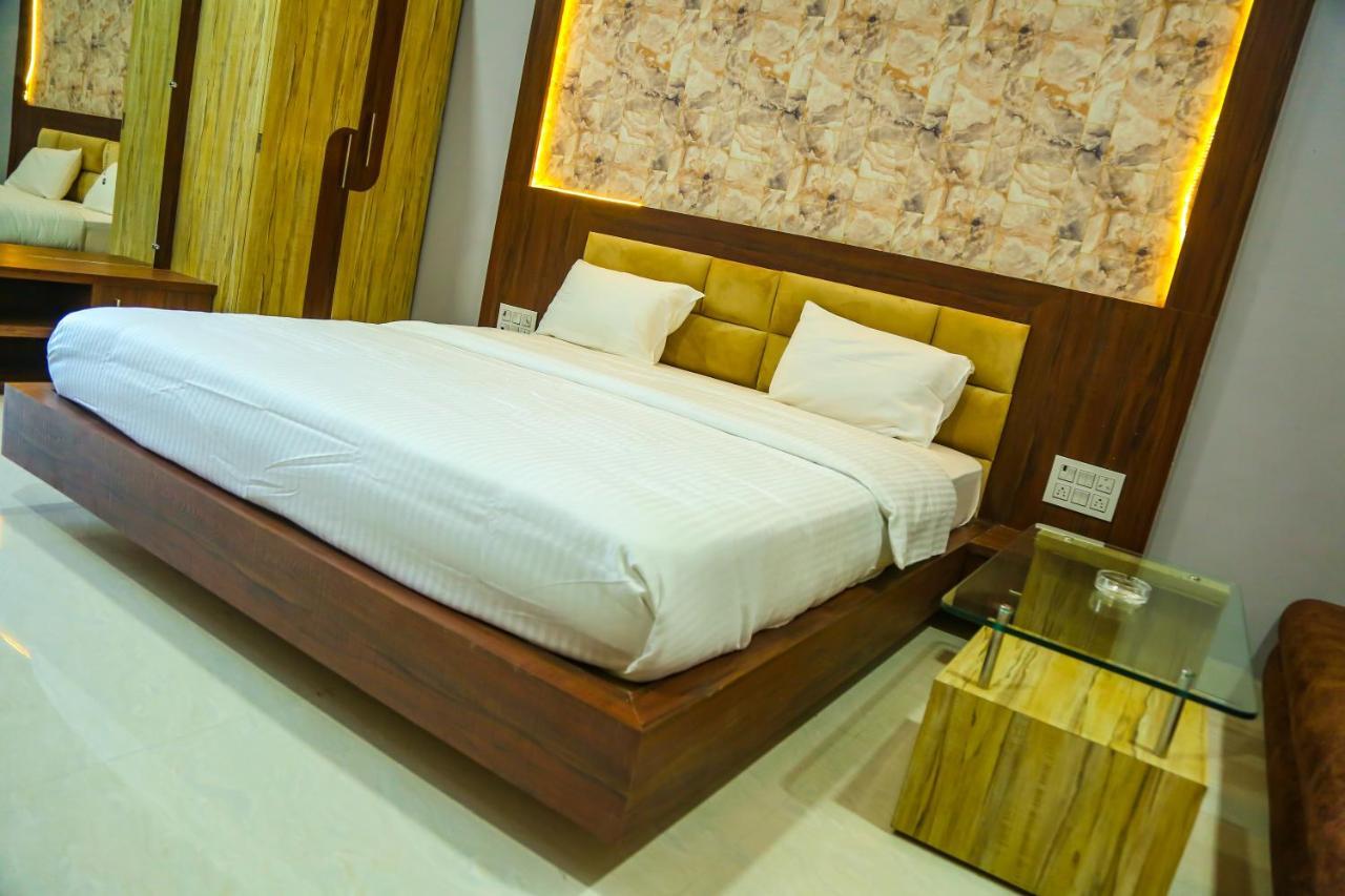 Aashirwad Hotels & Resort Shamgarh Luaran gambar