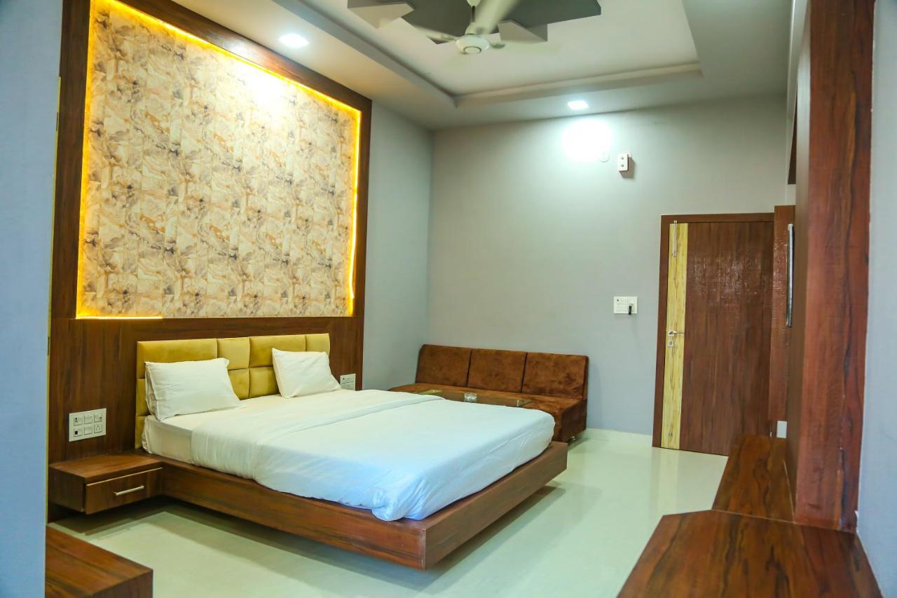 Aashirwad Hotels & Resort Shamgarh Luaran gambar