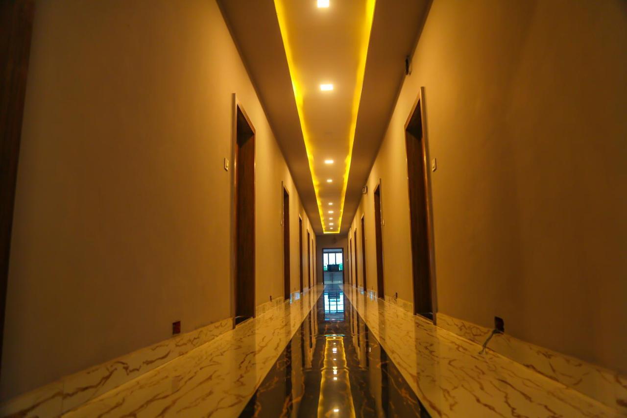 Aashirwad Hotels & Resort Shamgarh Luaran gambar